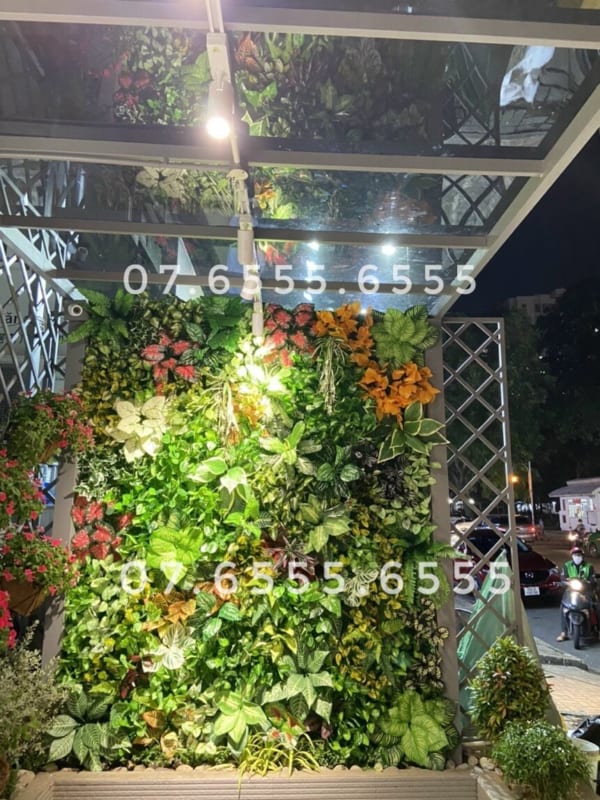 Tường Cây Giả