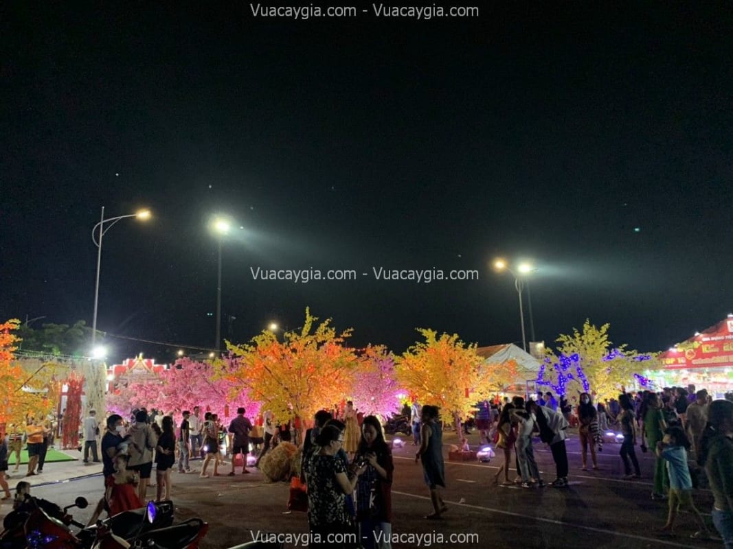 Thi công cây hoa đào giả Hà Nội